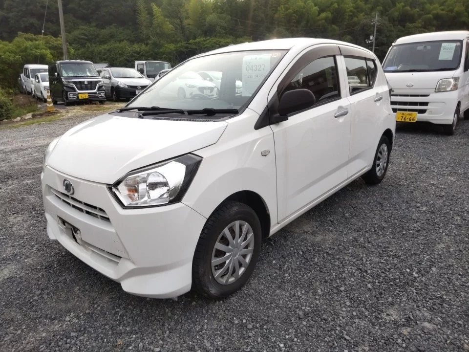Daihatsu Mira e:S LA350S 2019
